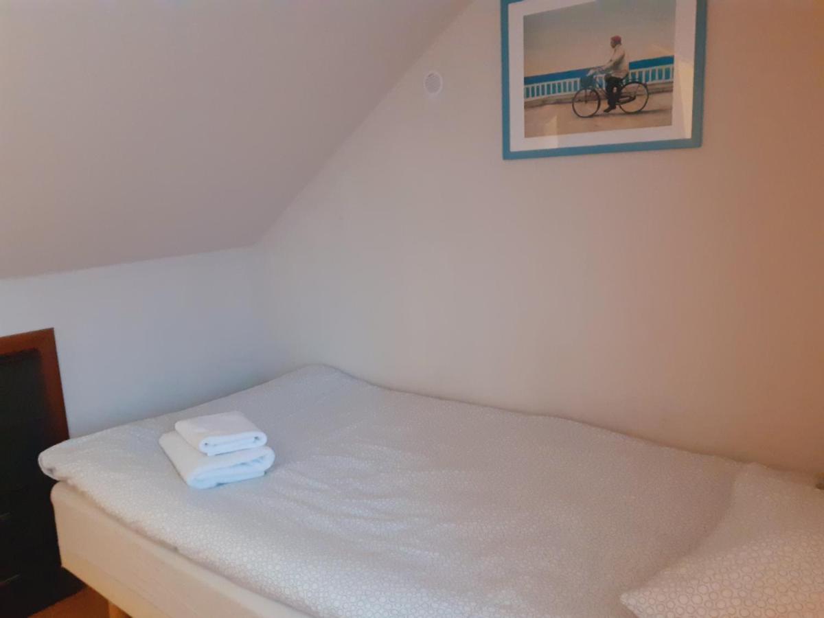 Small Single Room