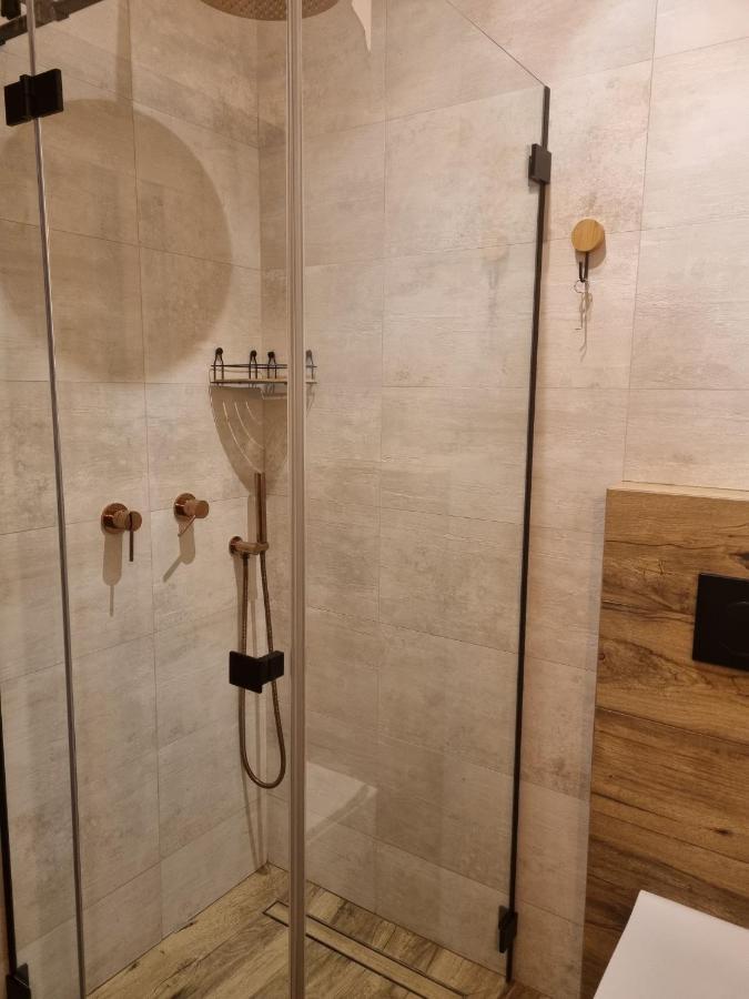 Two-Bedroom Apartment,1203783229:JPEG