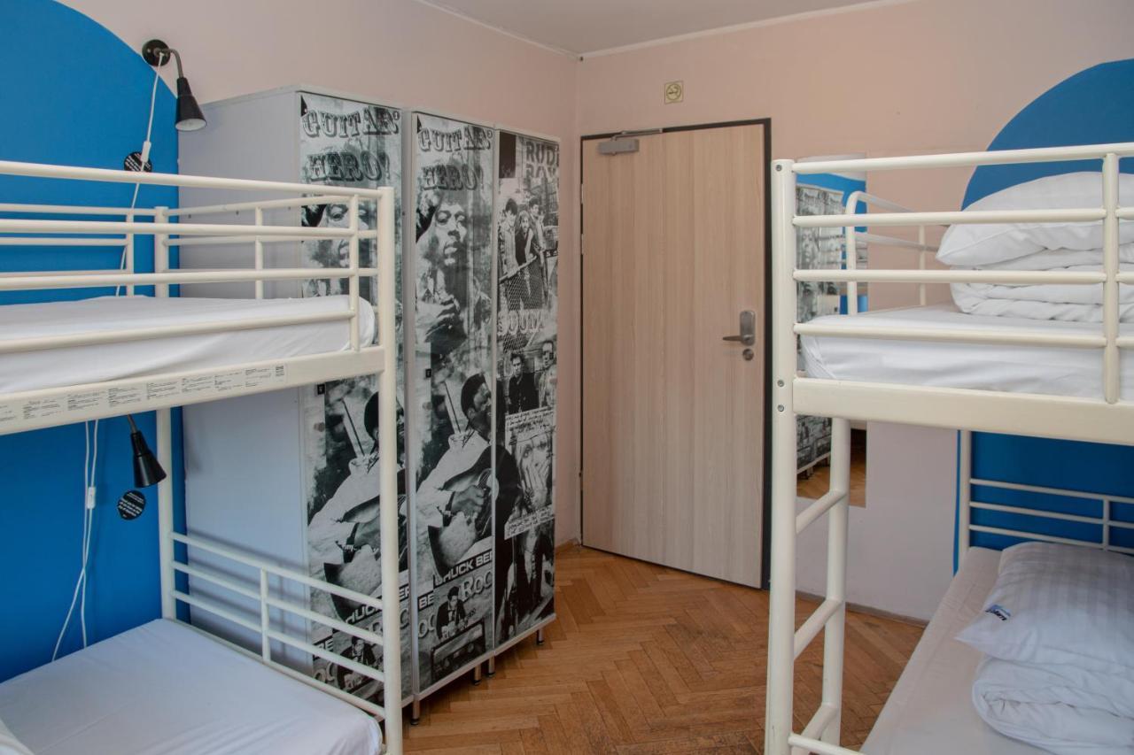Bunk Bed 8-Bed Dormitory Room