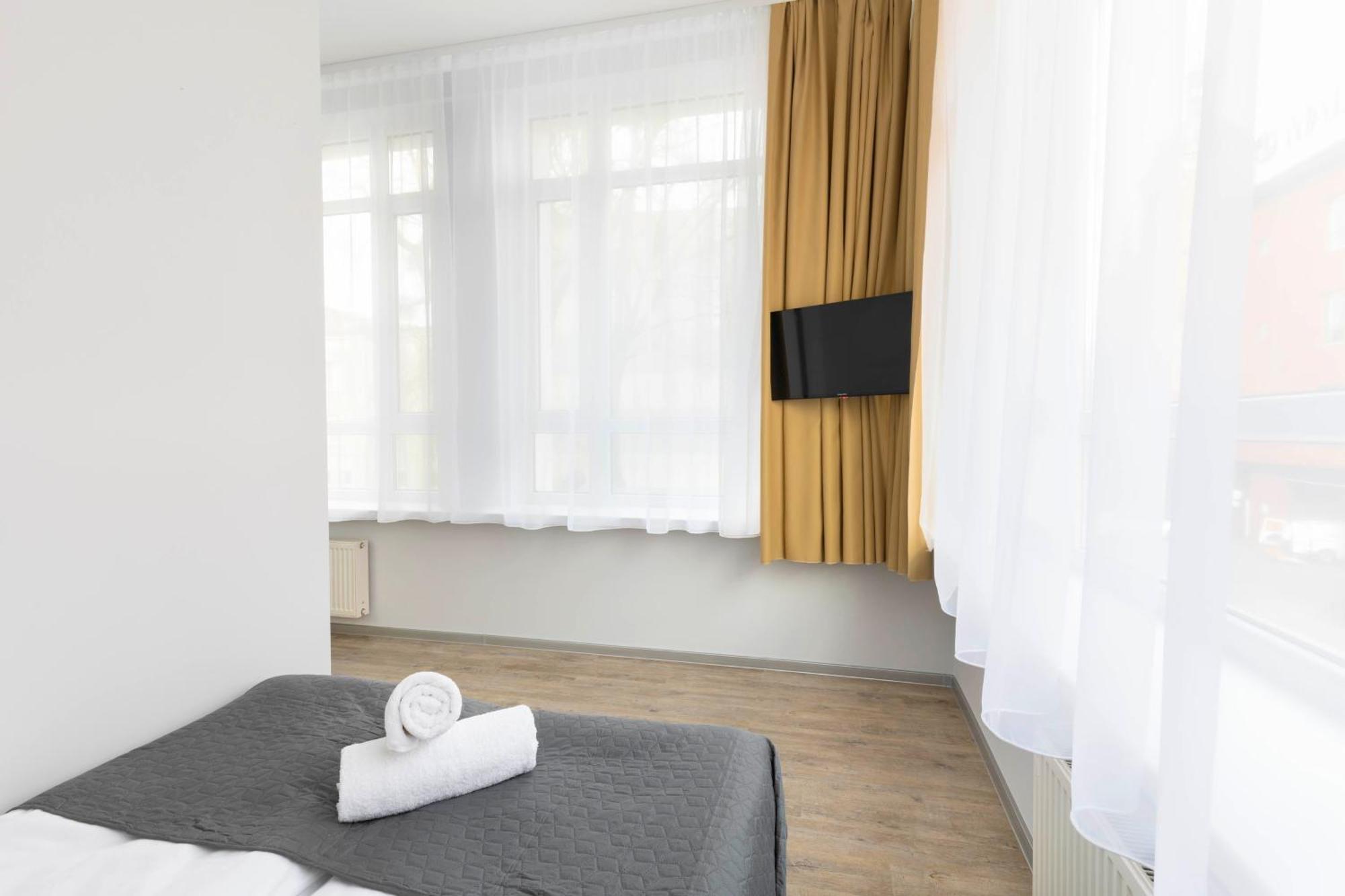 Deluxe Triple Room number 13 street view