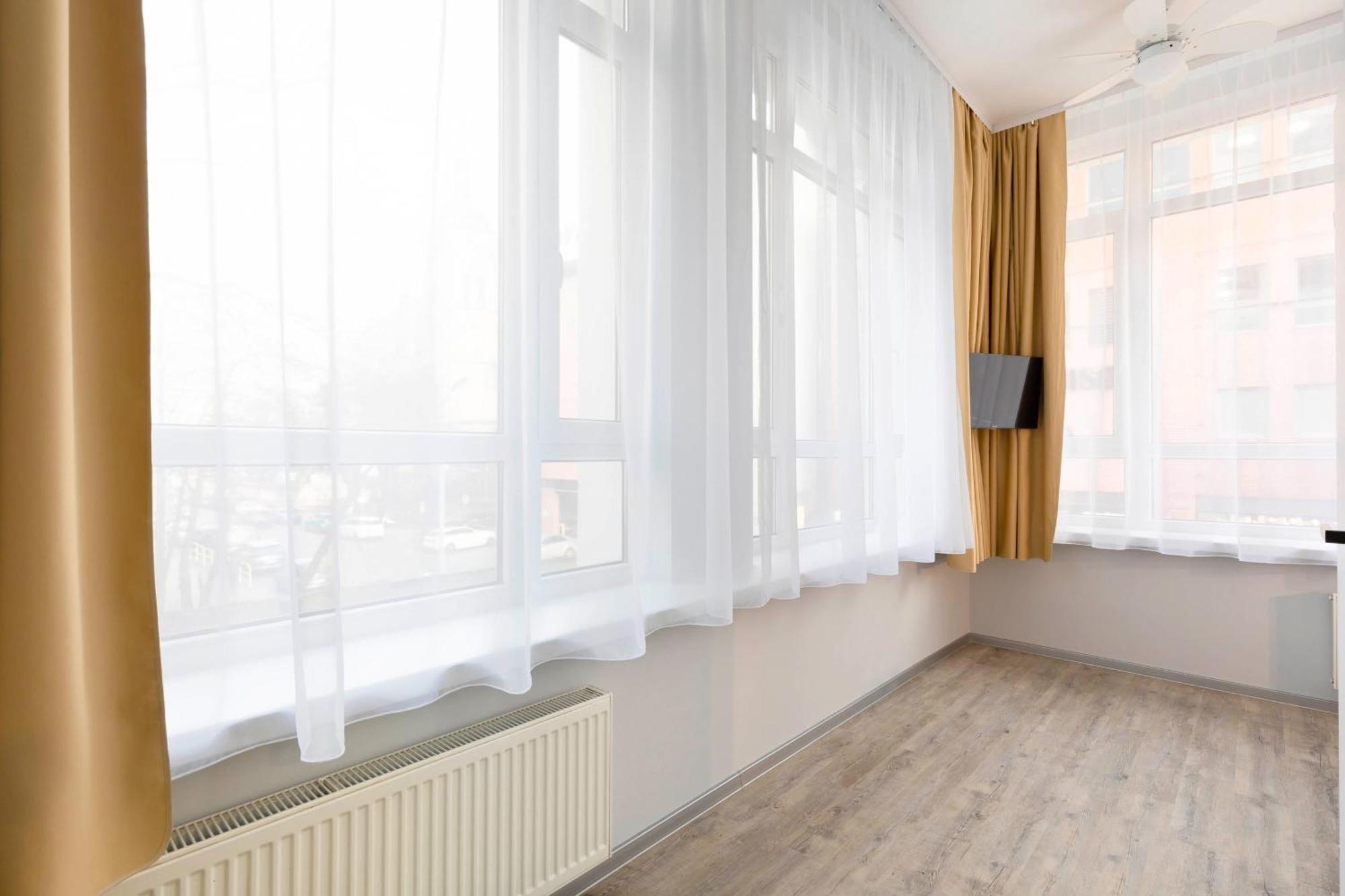 Deluxe Triple Room number 13 street view