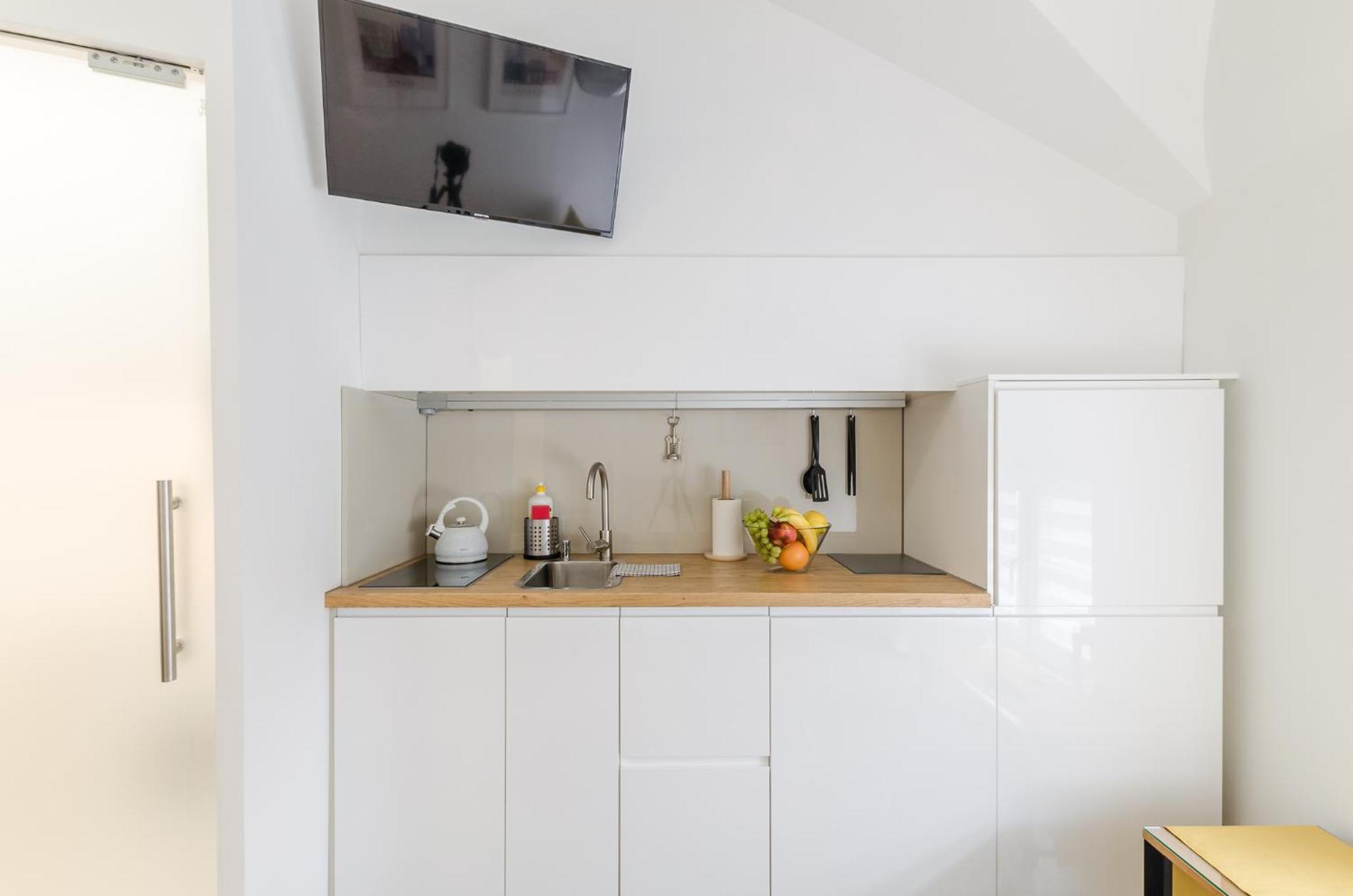 Studio Apartment