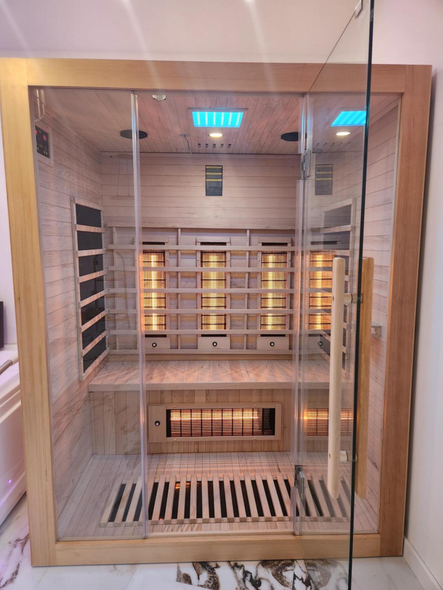 Queen Room Spa Bath
