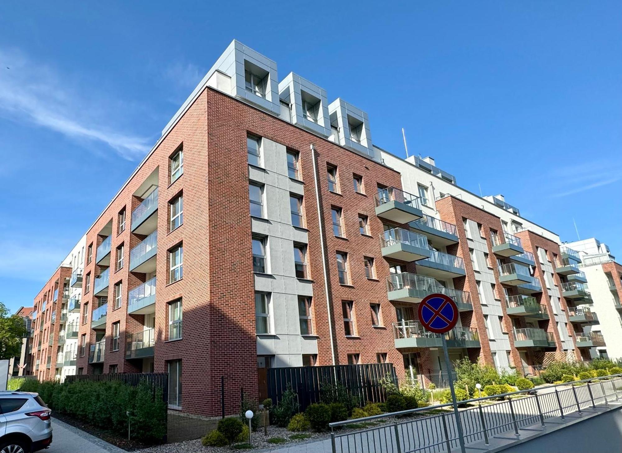 One-Bedroom Deluxe Apartment