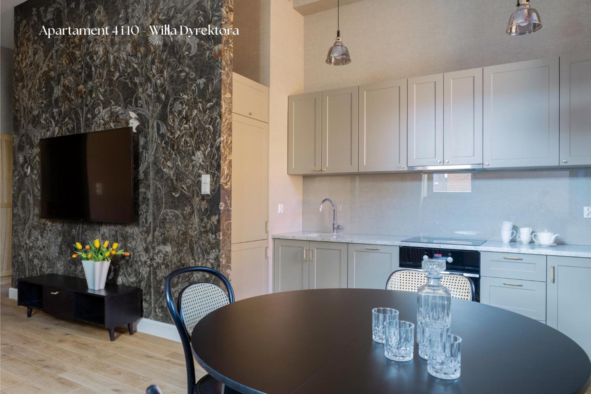 Two-Bedroom Deluxe Apartment