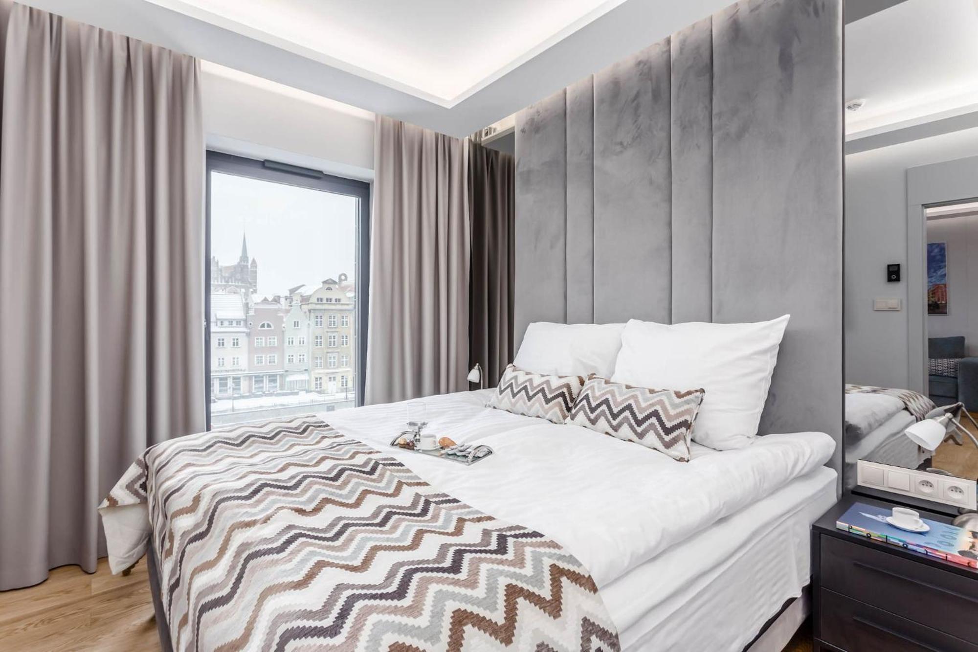 Superior One-Bedroom Apartment