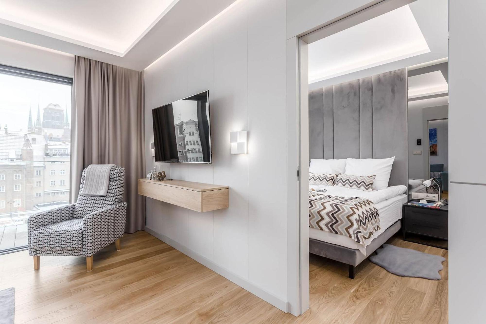 Superior One-Bedroom Apartment