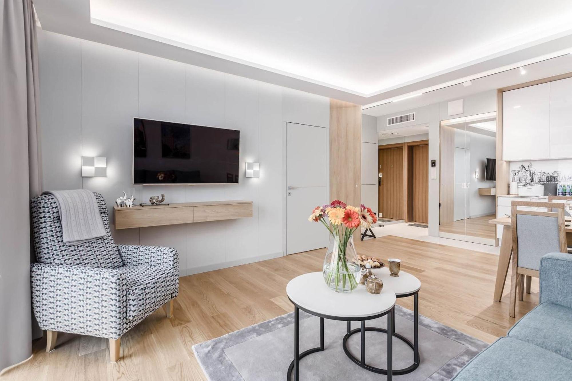 Superior One-Bedroom Apartment