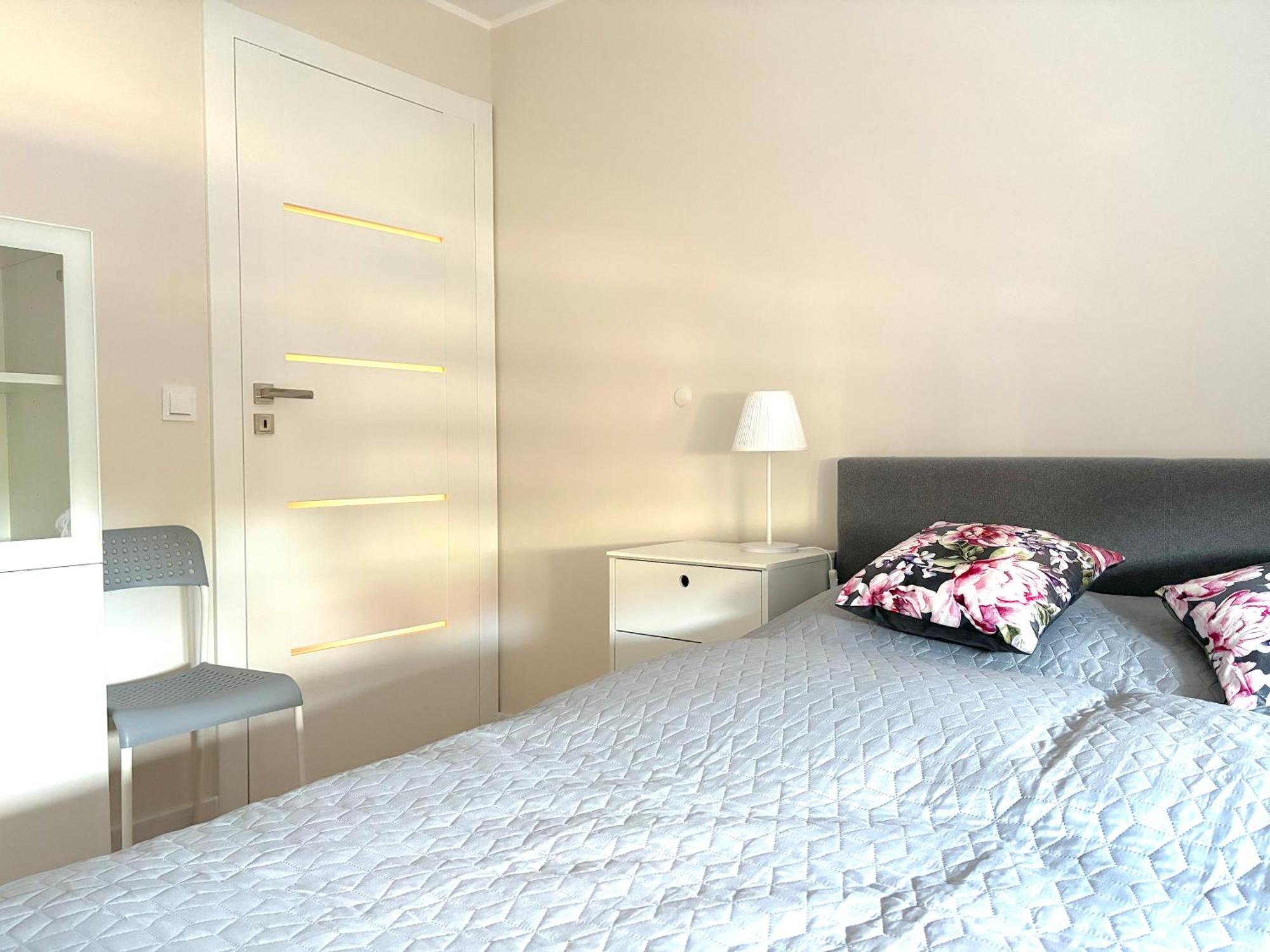 Superior One-Bedroom Apartment Balcony