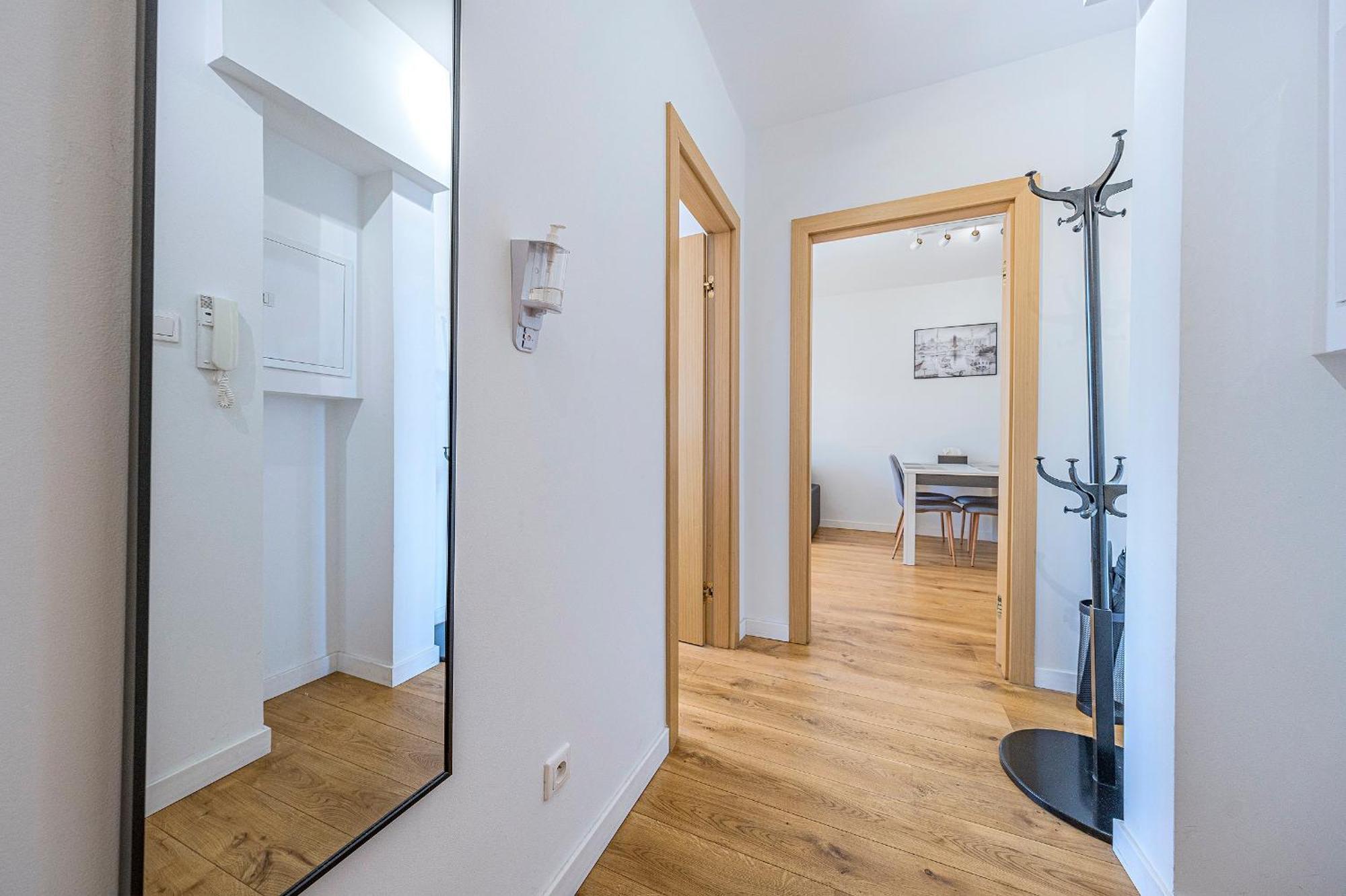 One-Bedroom Apartment River View