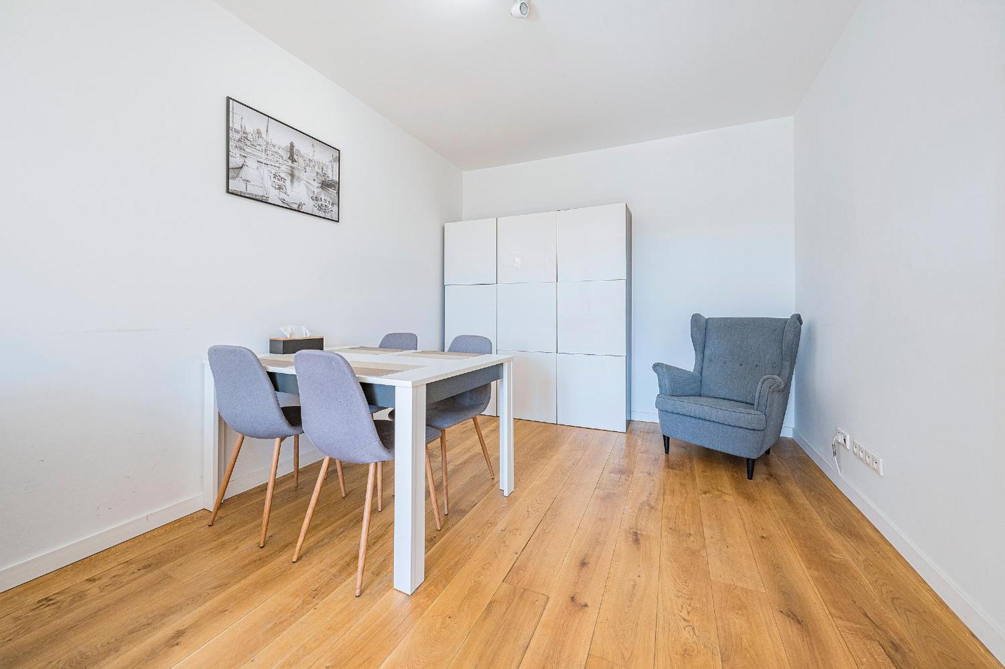 One-Bedroom Apartment River View
