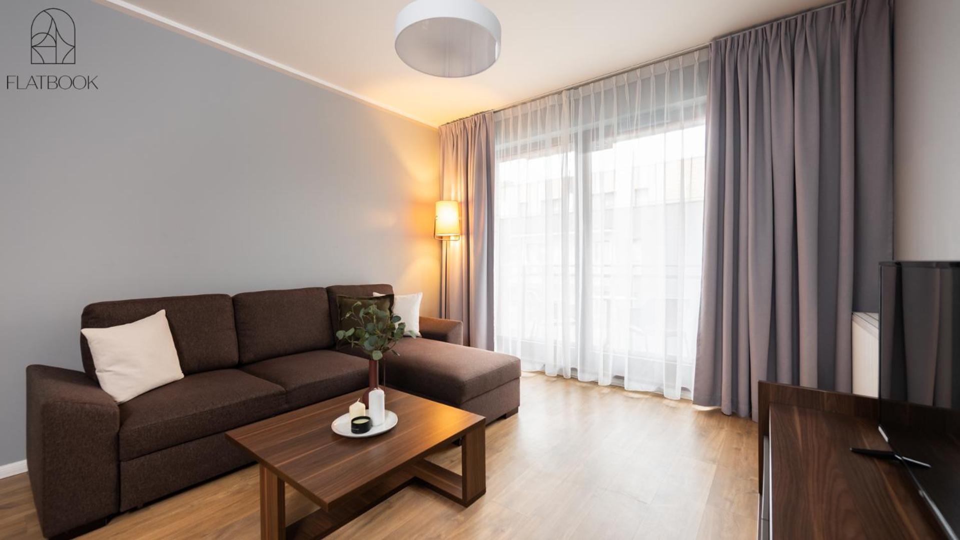One-Bedroom Apartment Balcony,1624885618:JPEG