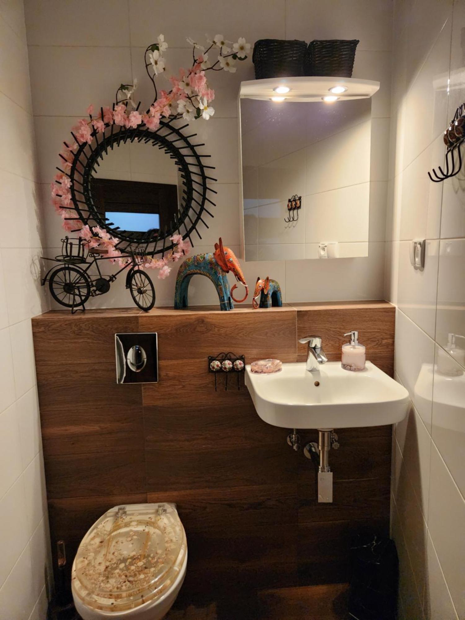 One-Bedroom Apartment Spa Bath