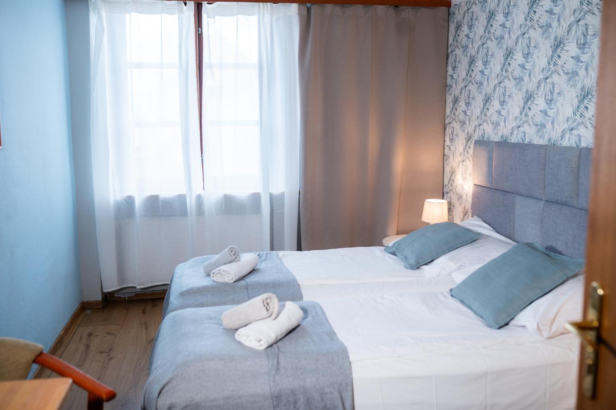 Twin Room with Shared Bathroom