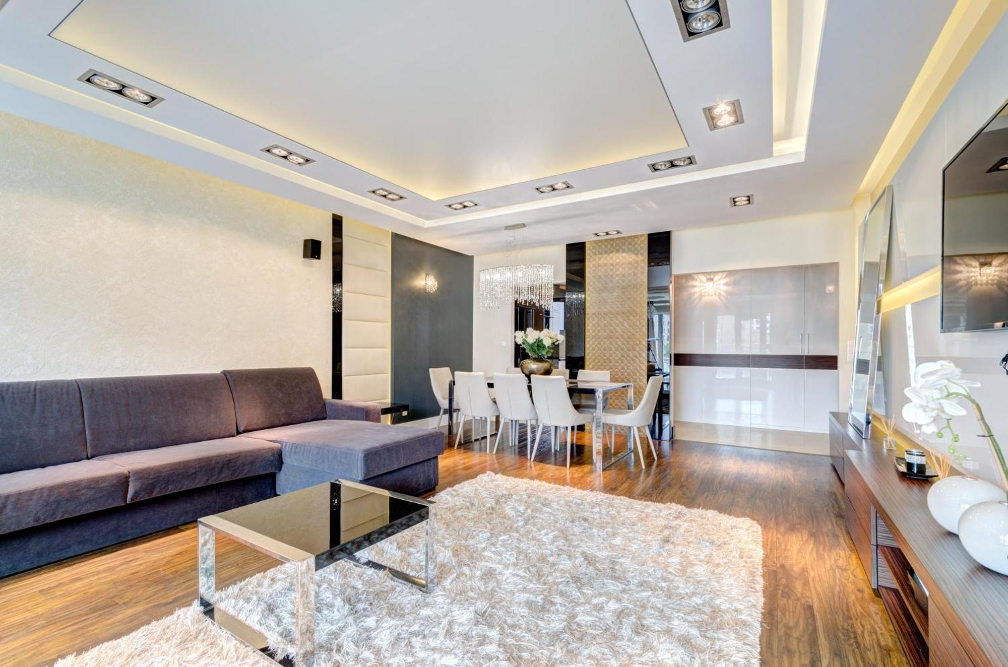Premier Two-Bedroom Apartment River View Balcony