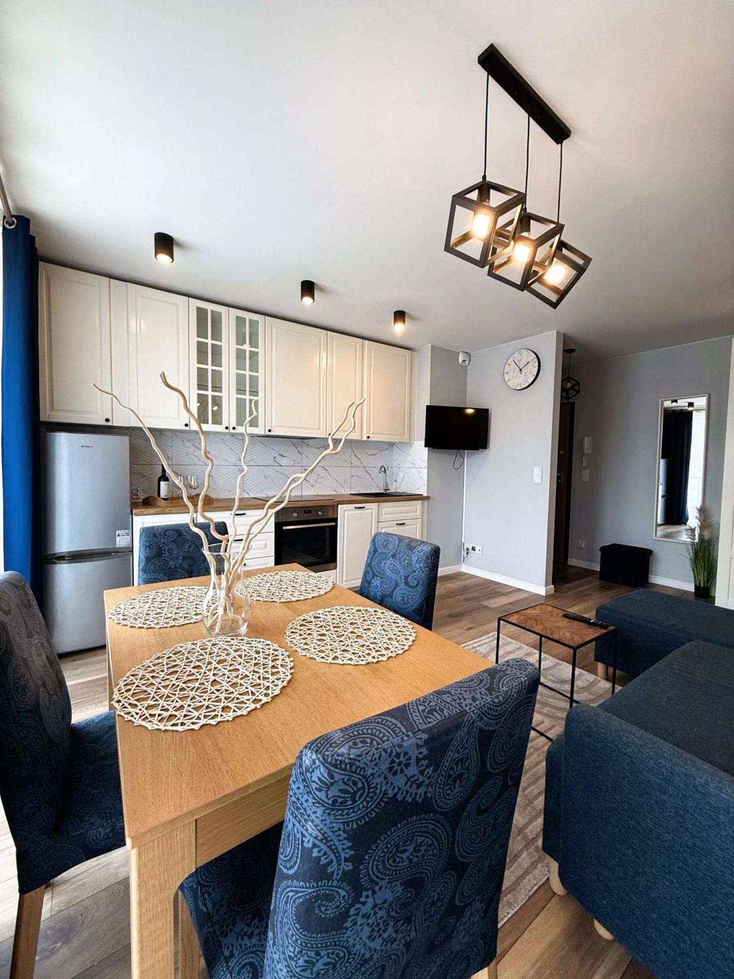 One-Bedroom Standard Apartment