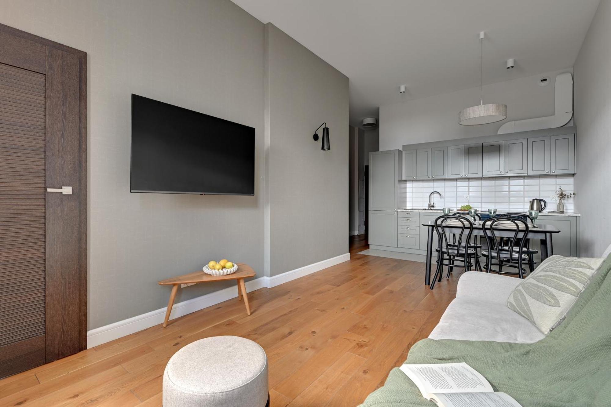 One-Bedroom Apartment