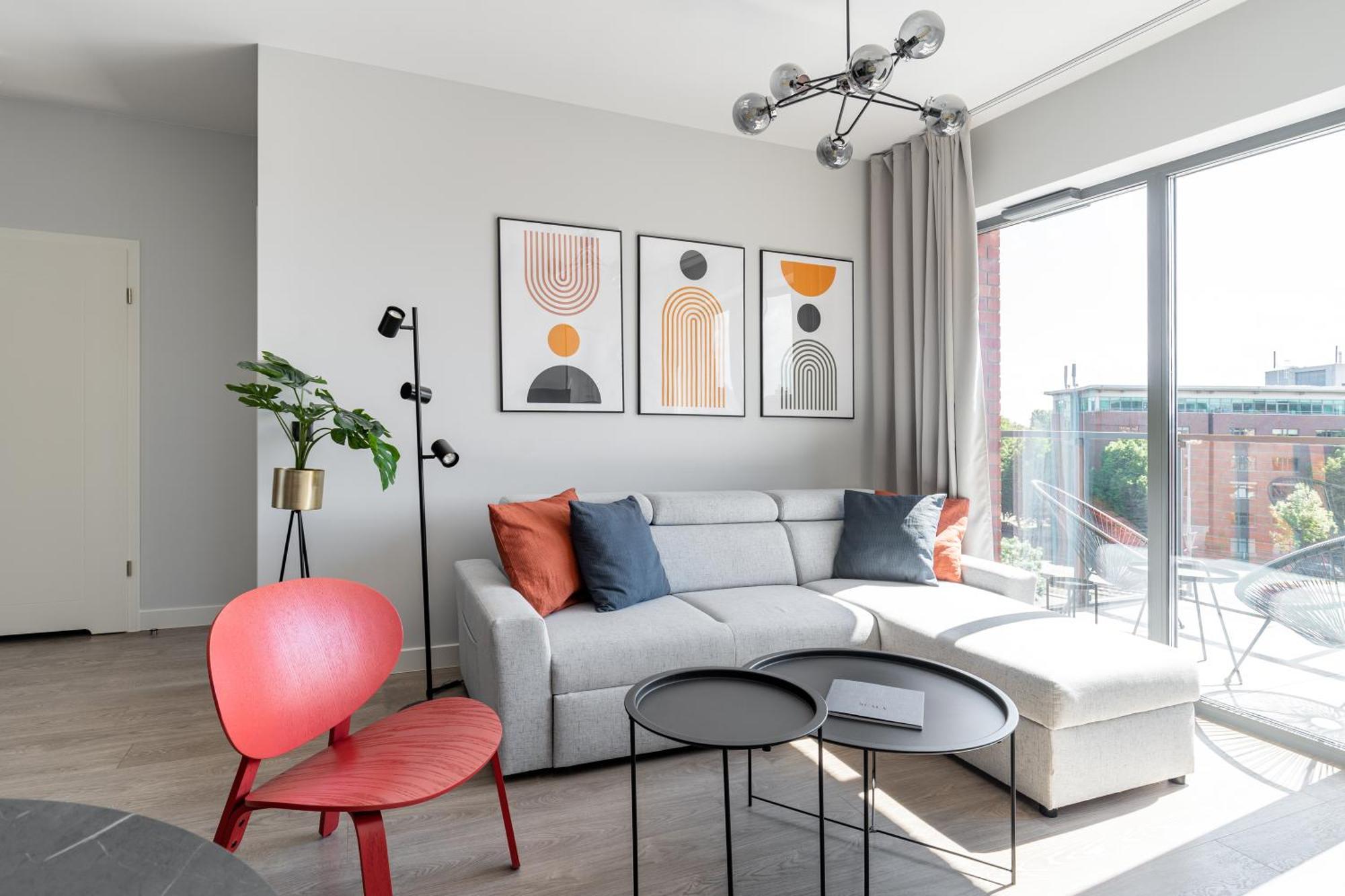 One-Bedroom Apartment