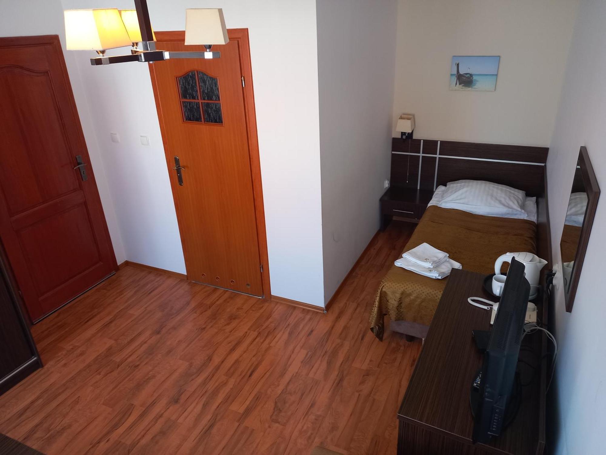 Large Single Room