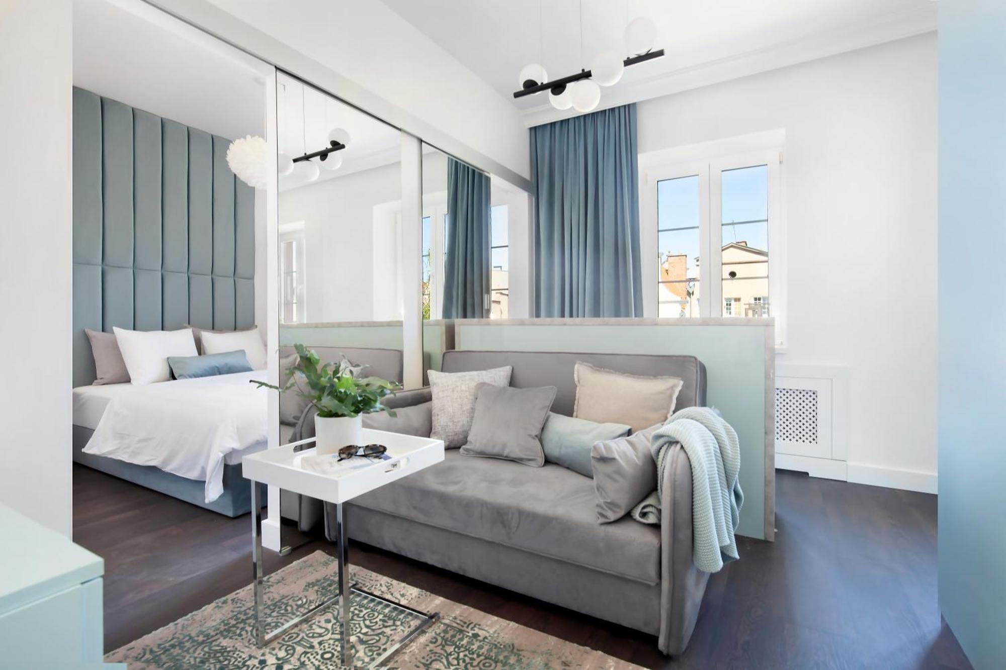 Deluxe One-Bedroom Apartment Kozia 2 or 1
