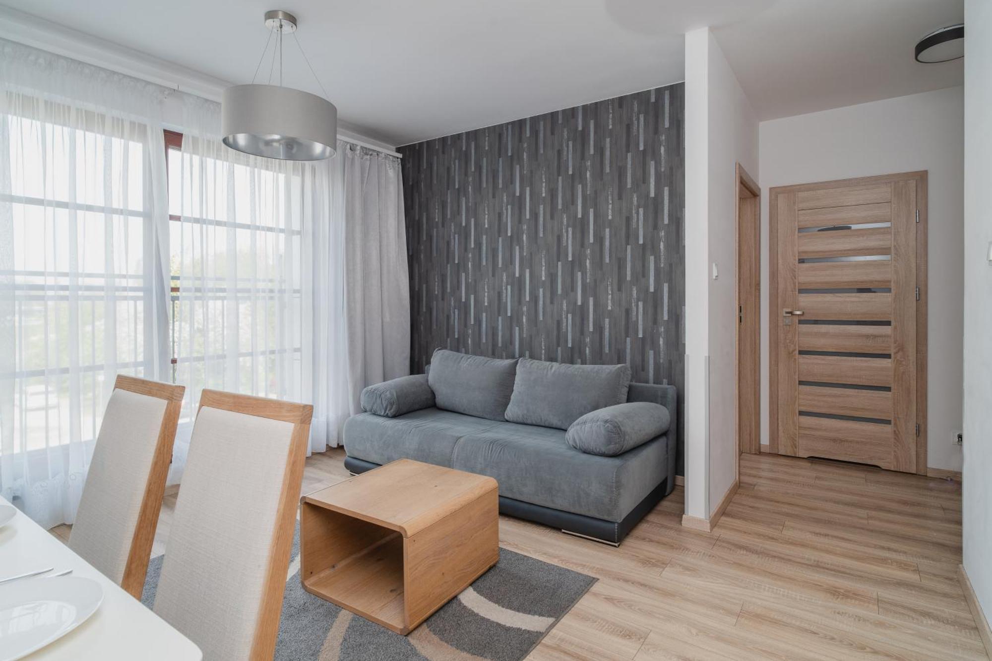 One-Bedroom Deluxe Apartment