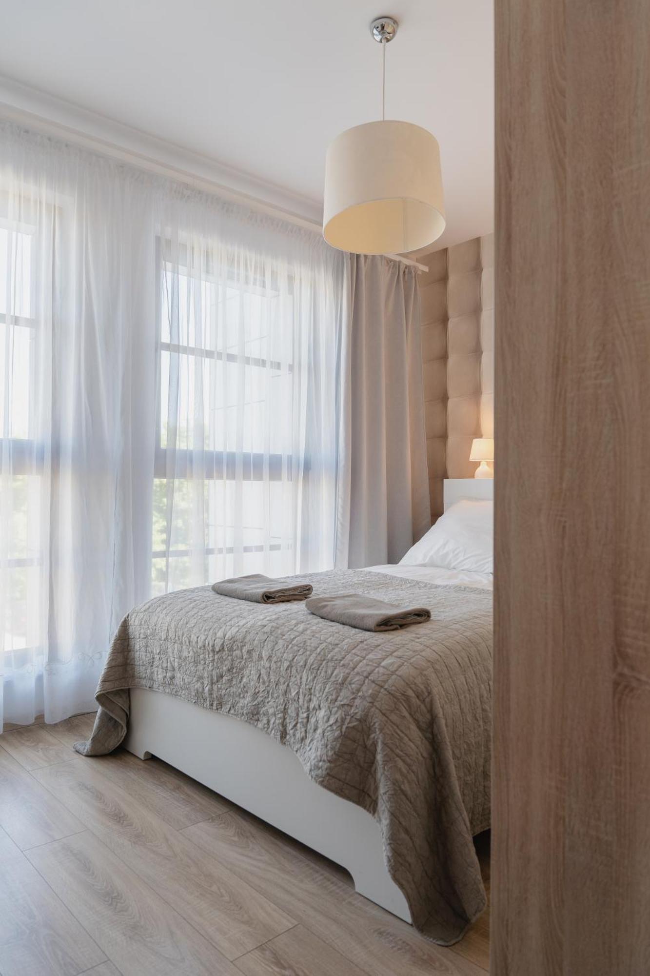 One-Bedroom Deluxe Apartment