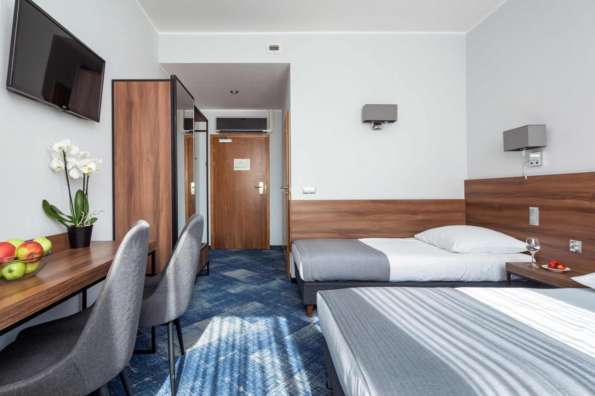 Large Twin Room