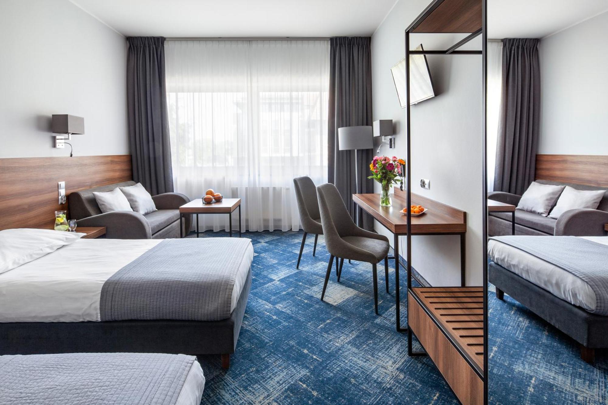 Large Twin Room