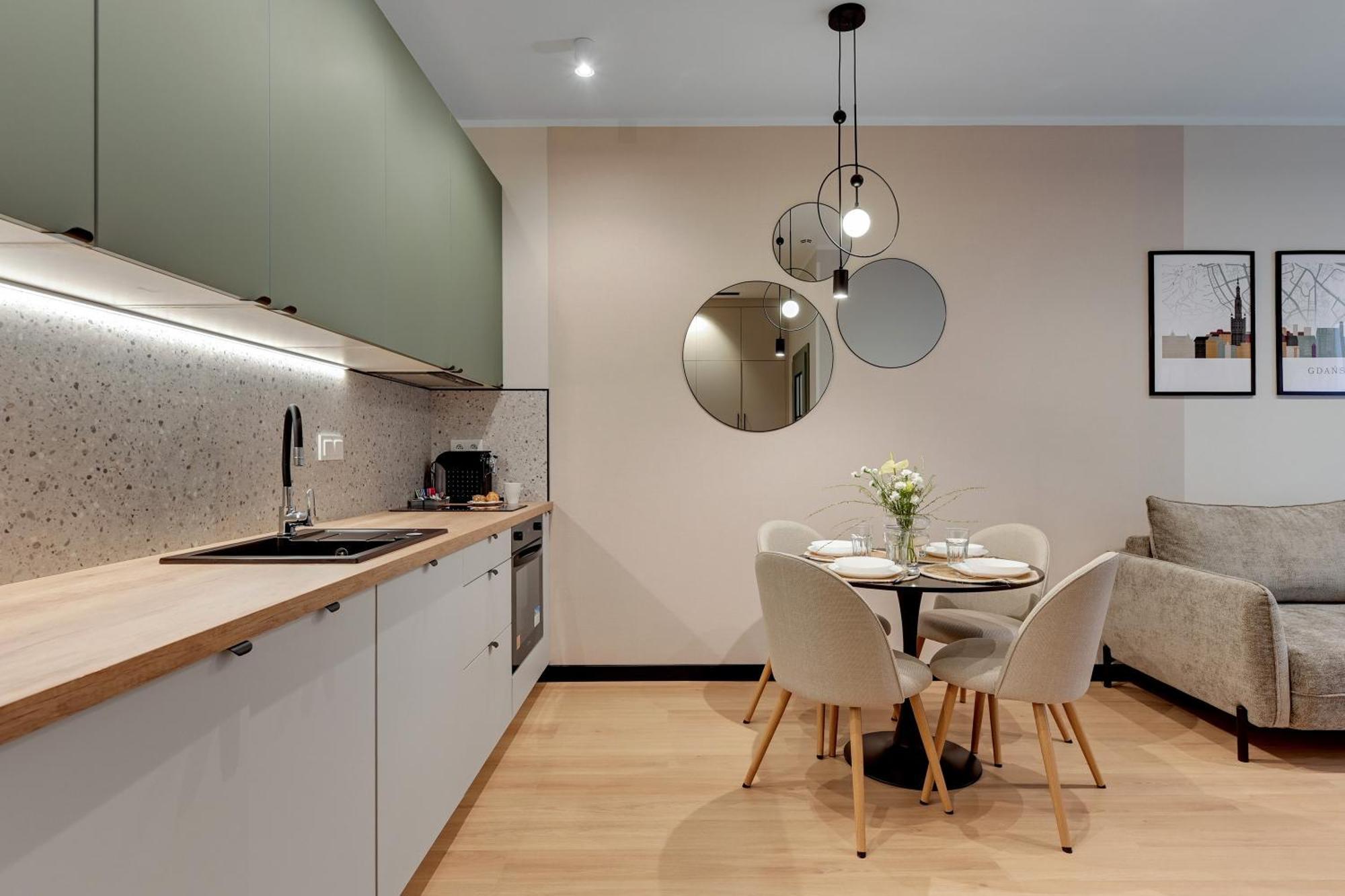 One-Bedroom Apartment