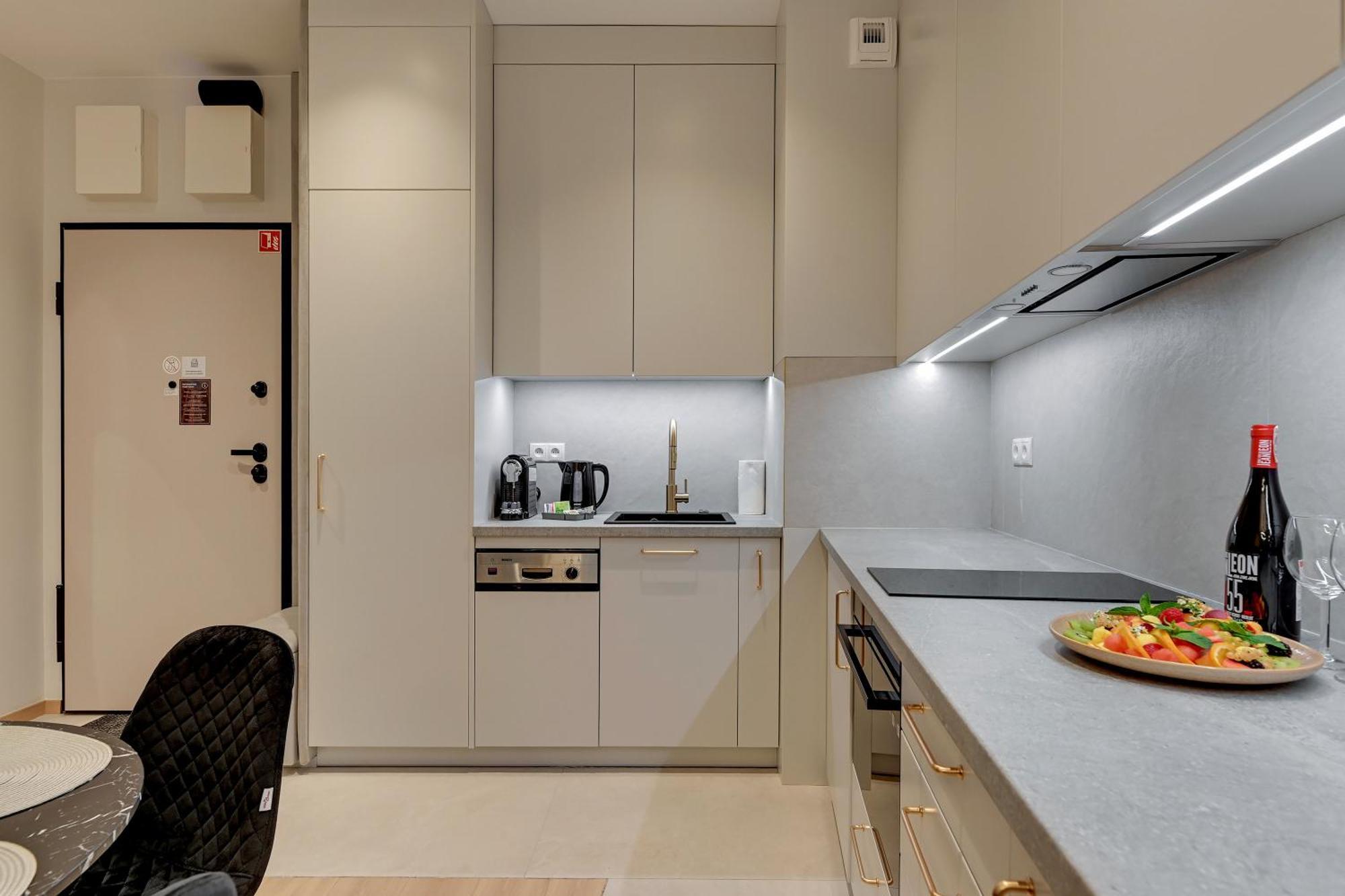One-Bedroom Apartment