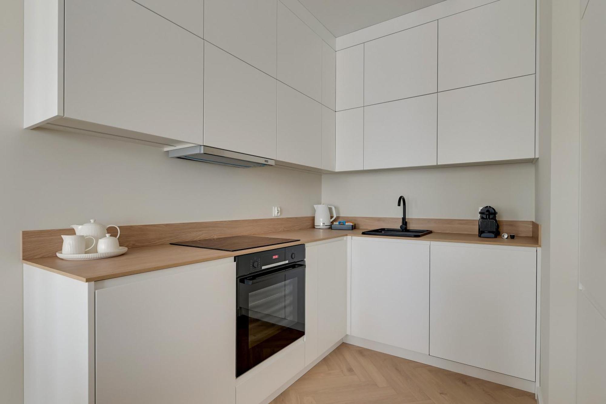 One-Bedroom Deluxe Apartment