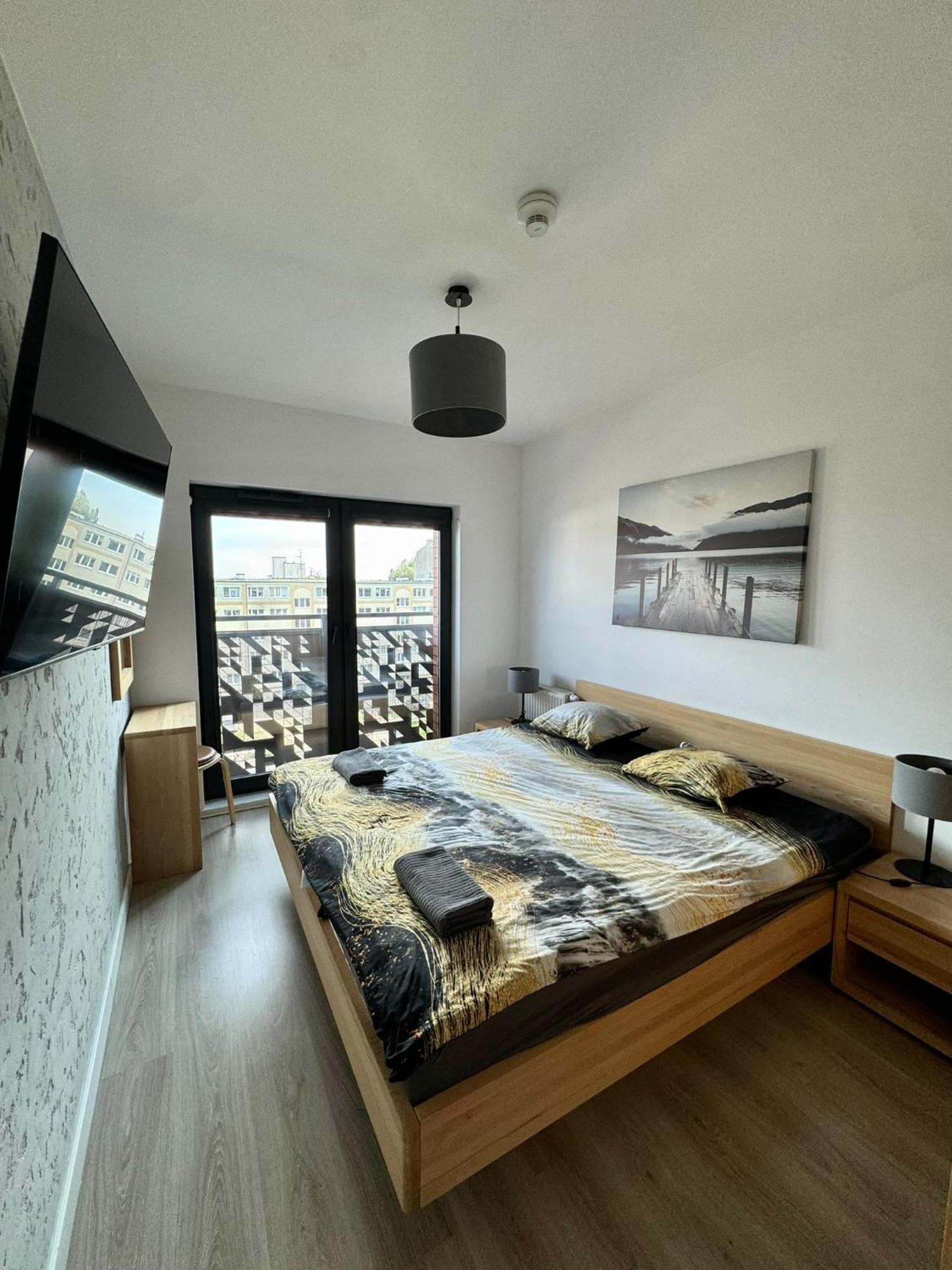 One-Bedroom Apartment River View
