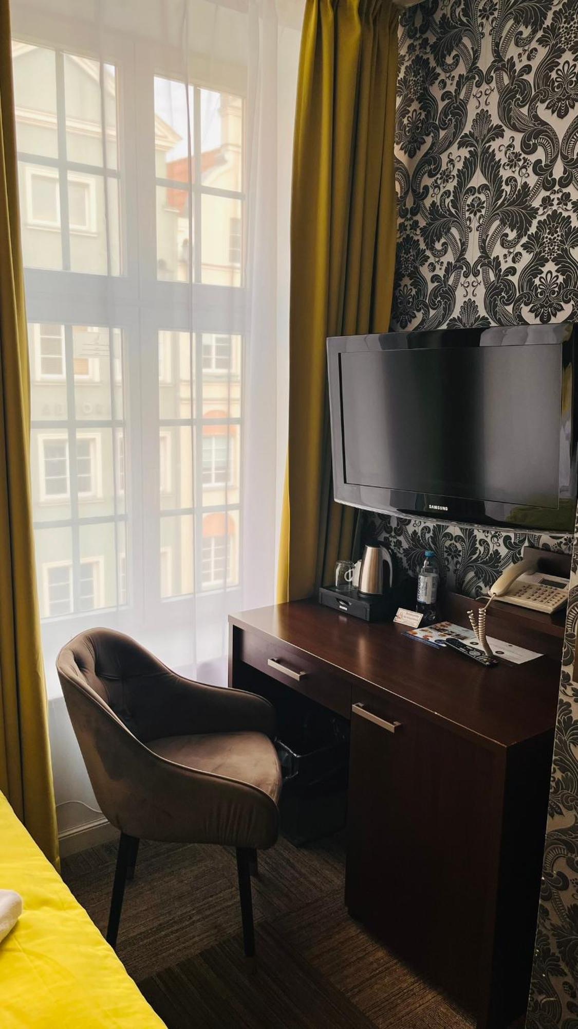 Large Single Room