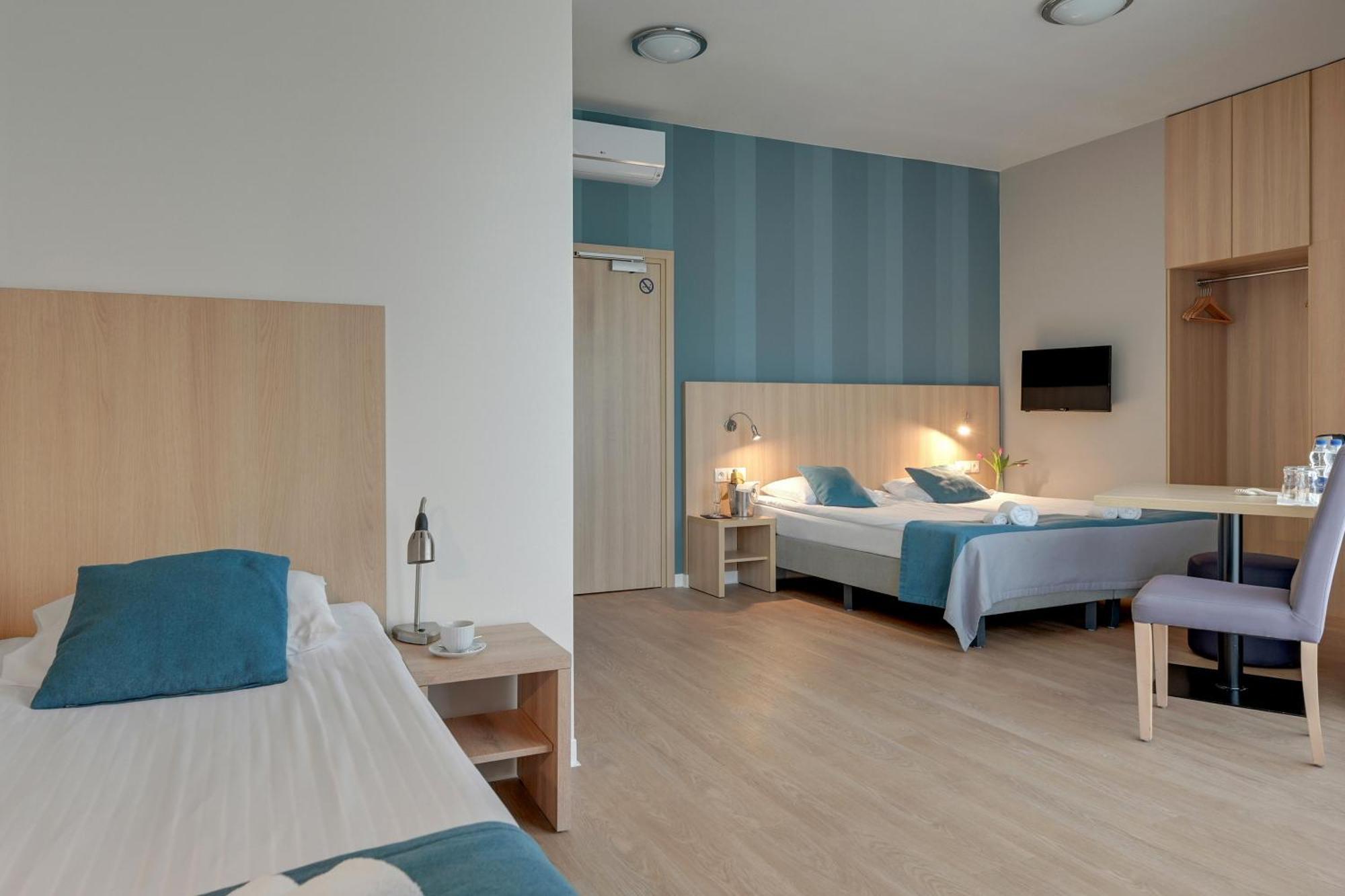 Comfort Triple Room