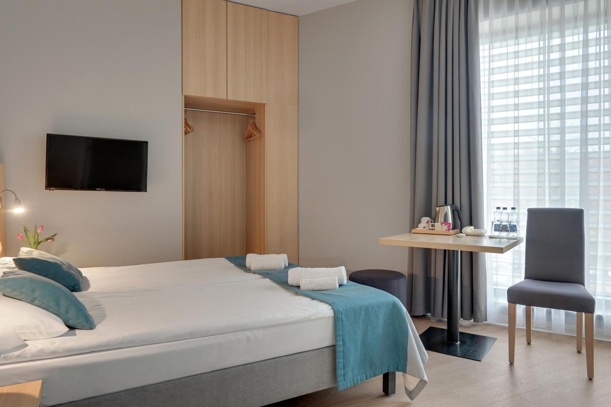 Comfort Triple Room