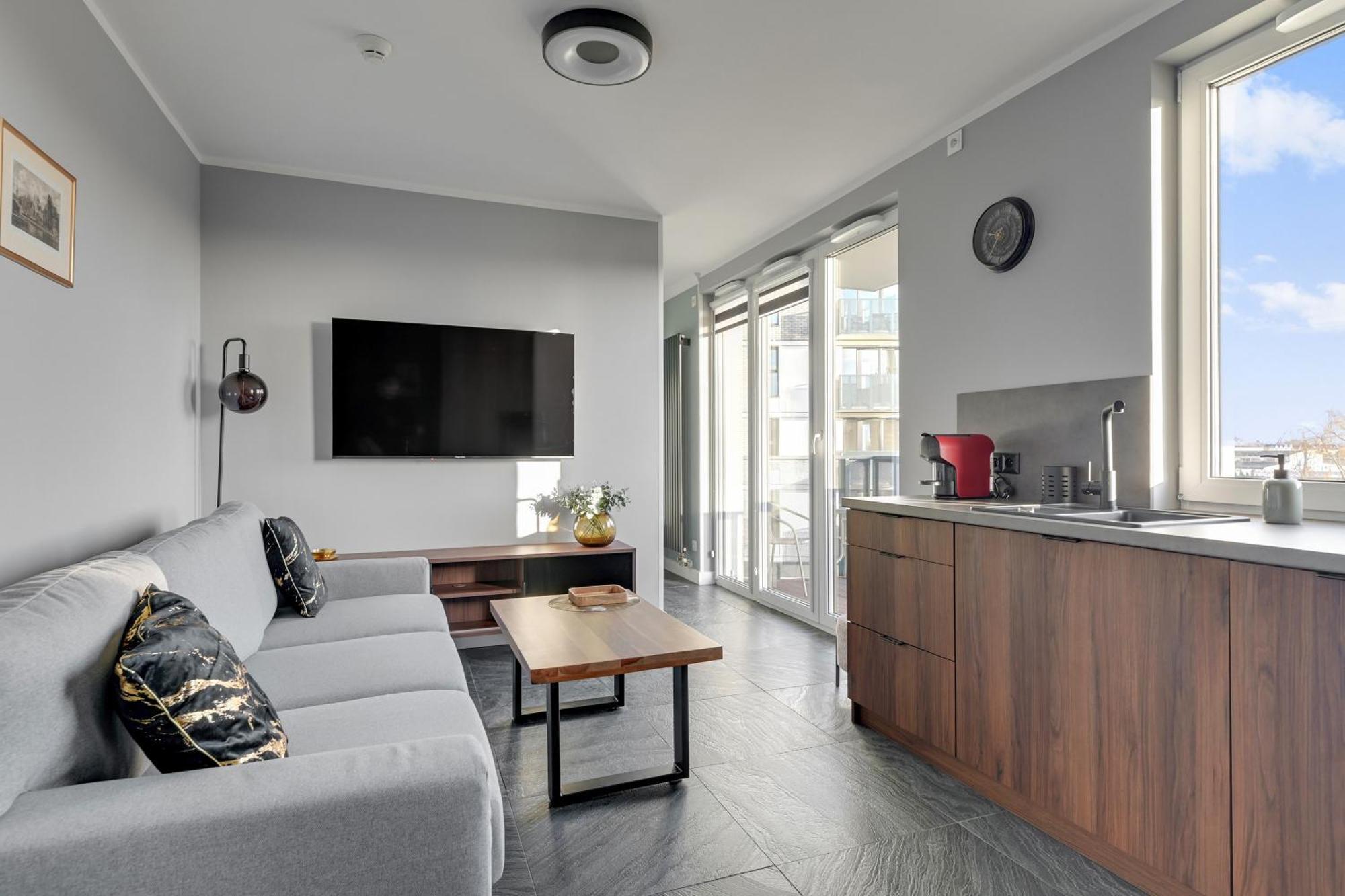 One-Bedroom Apartment
