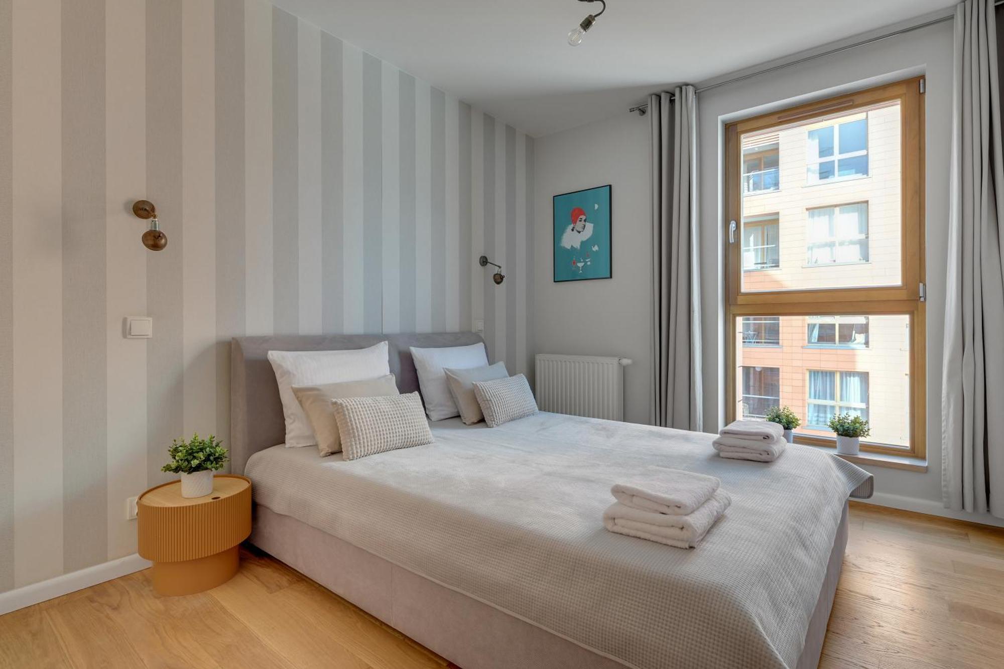Three-Bedroom Two-Bathroom Apartment Brick Loft