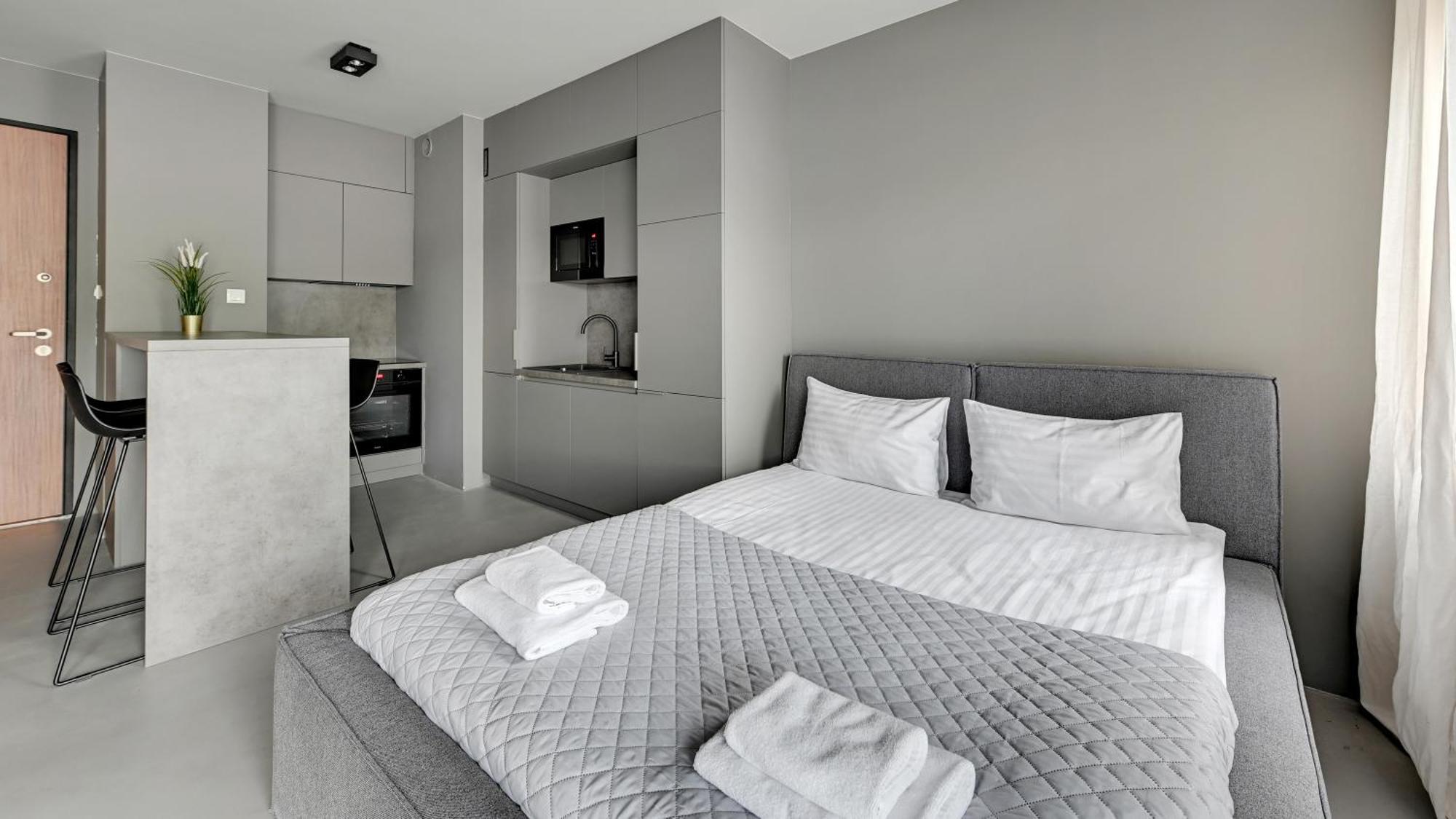 Studio Apartment