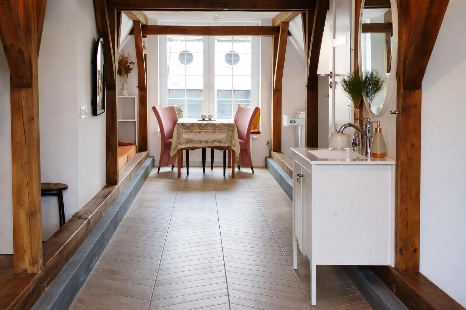 Studio Apartment One Double Bed