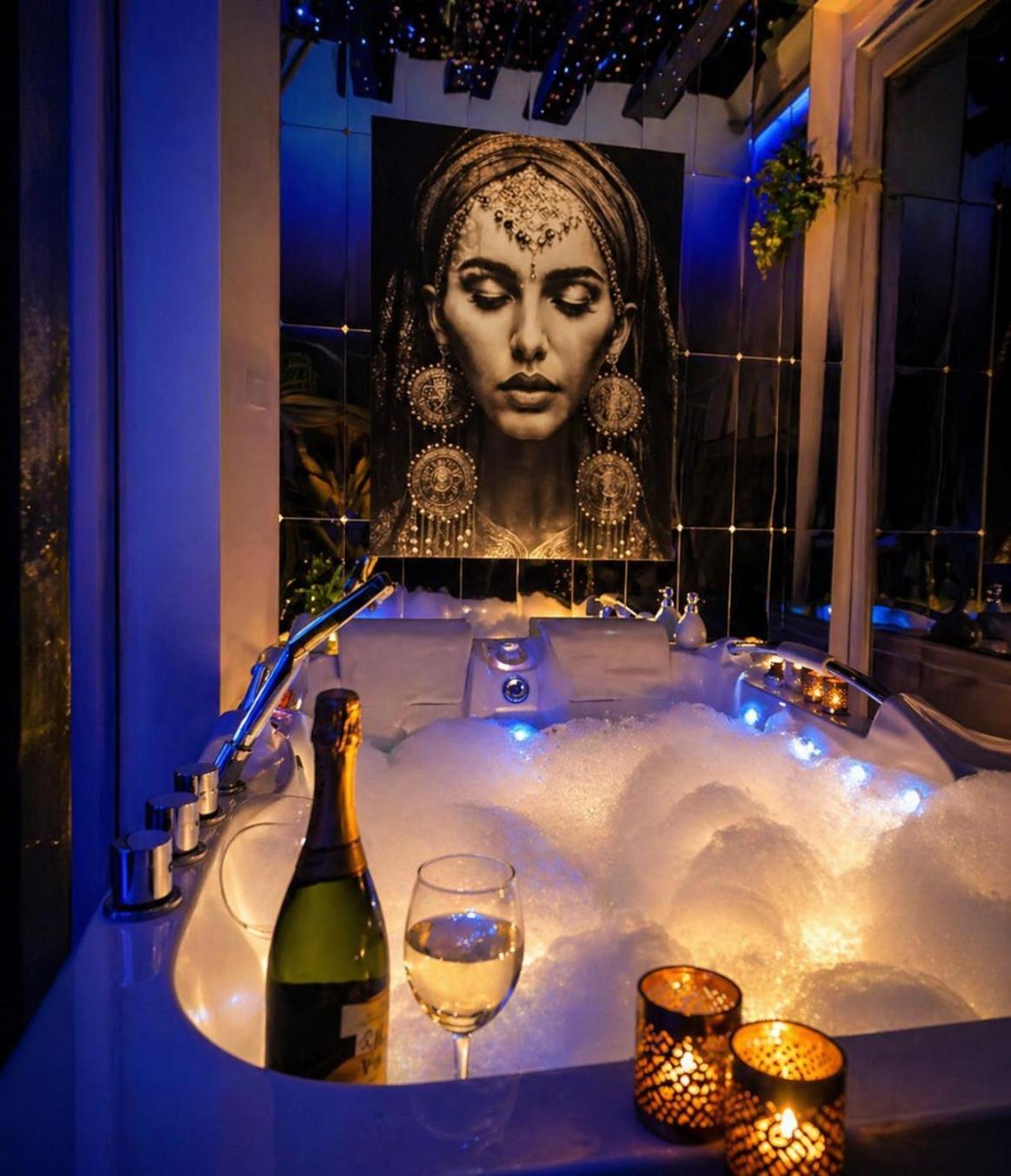 Queen Room Spa Bath