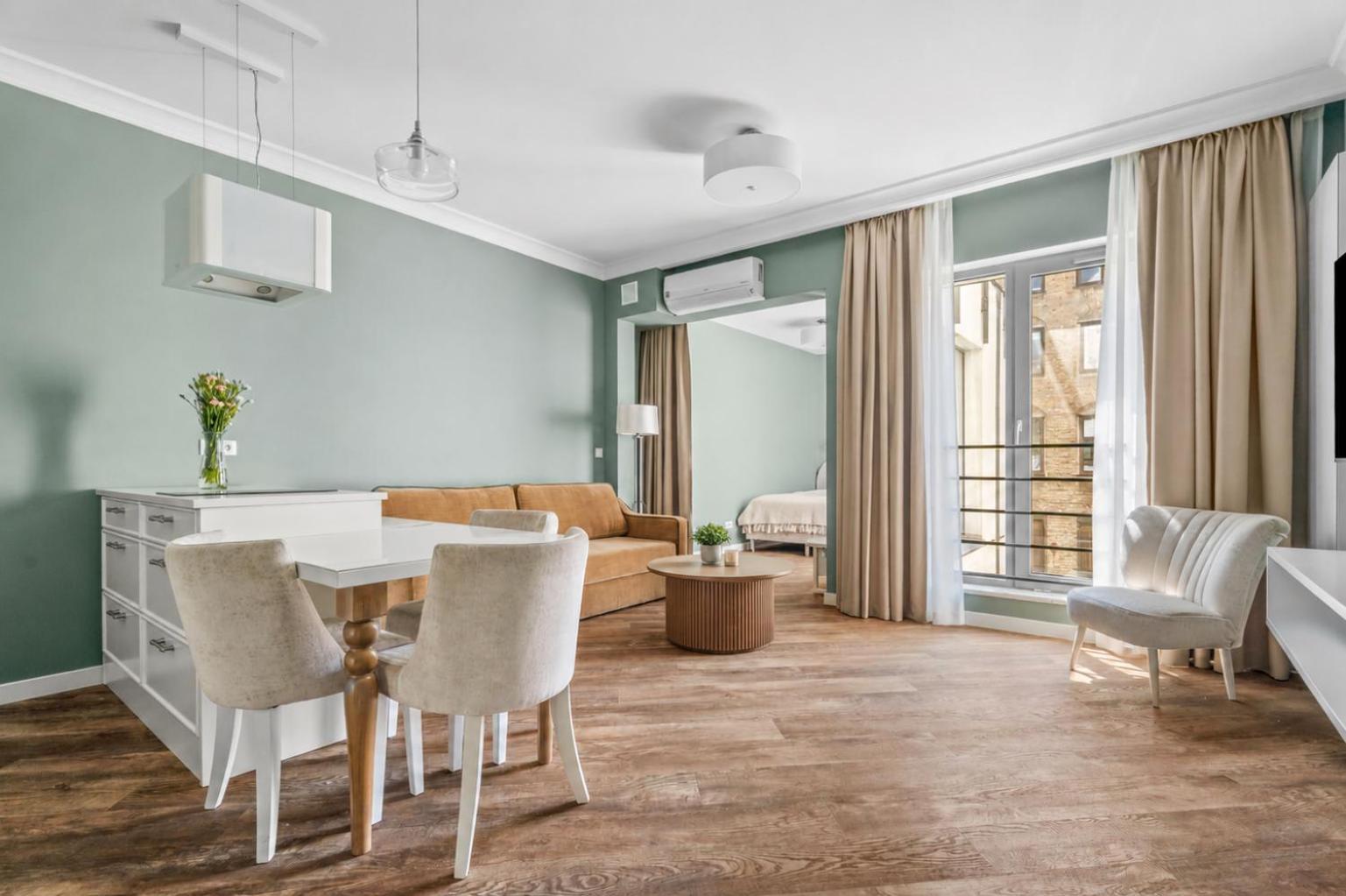 Deluxe Apartment