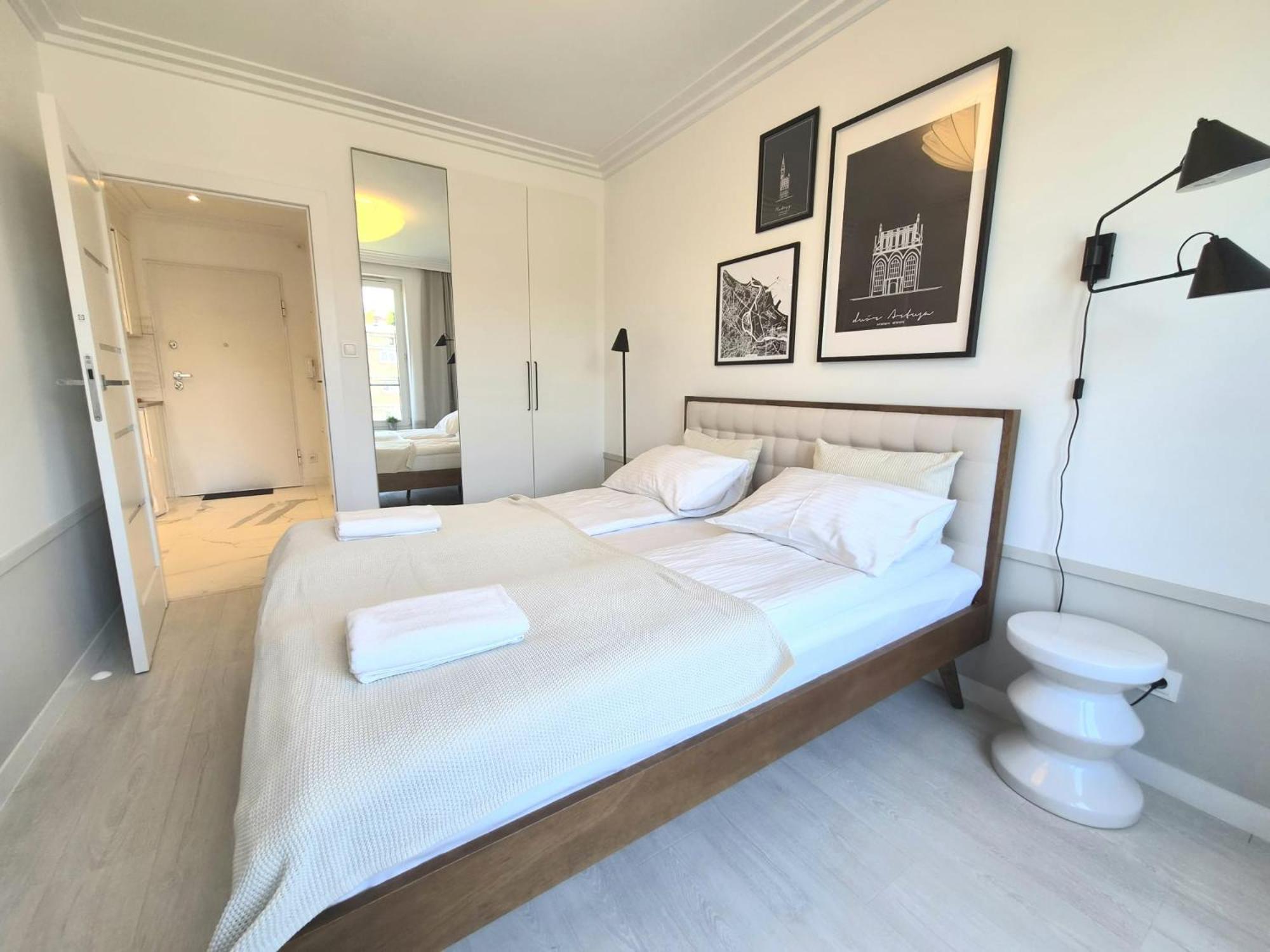 One-Bedroom Standard Apartment