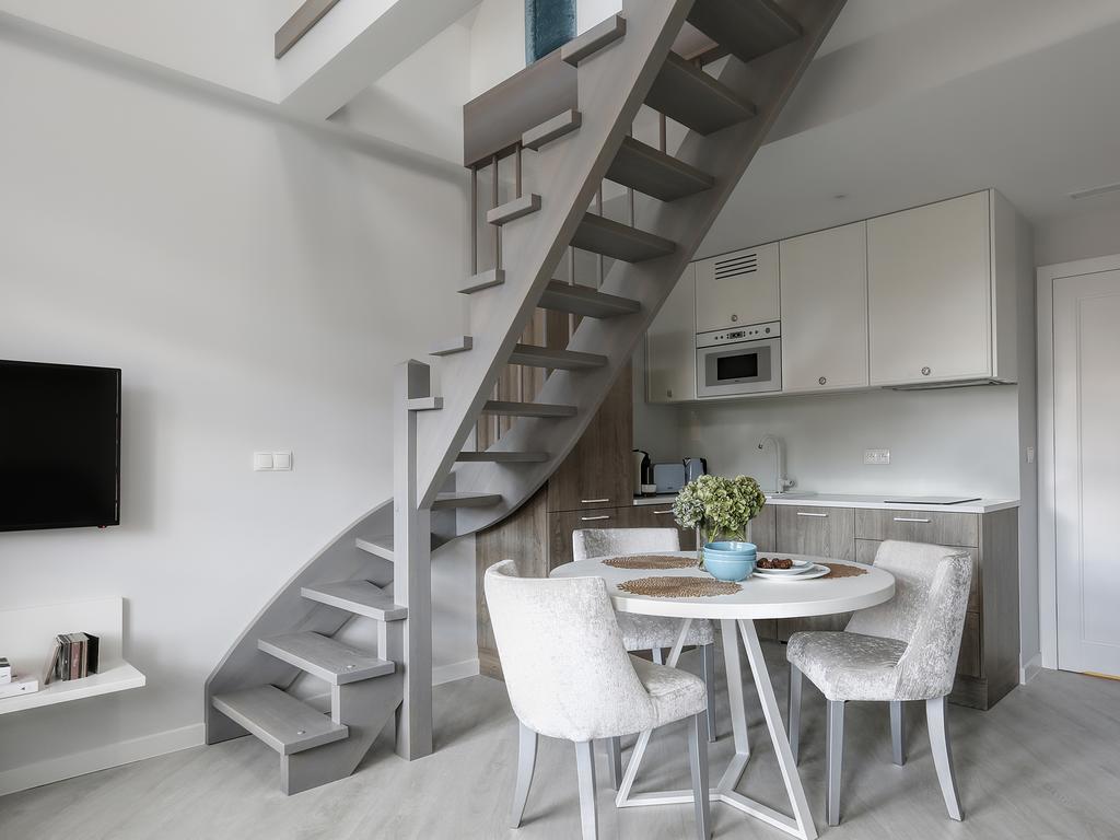 Apartment Split Level
