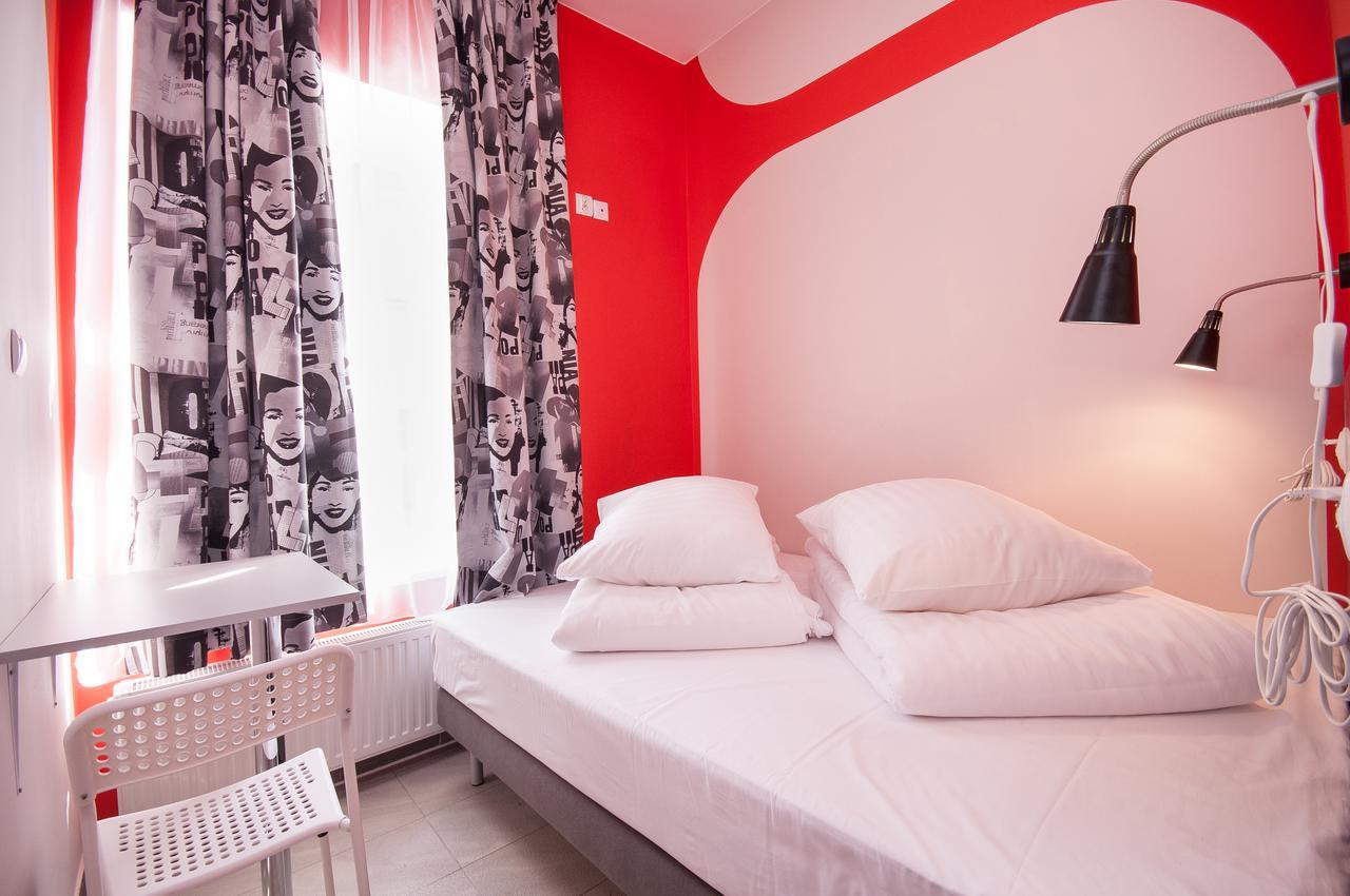 Double or Twin Room Bathroom