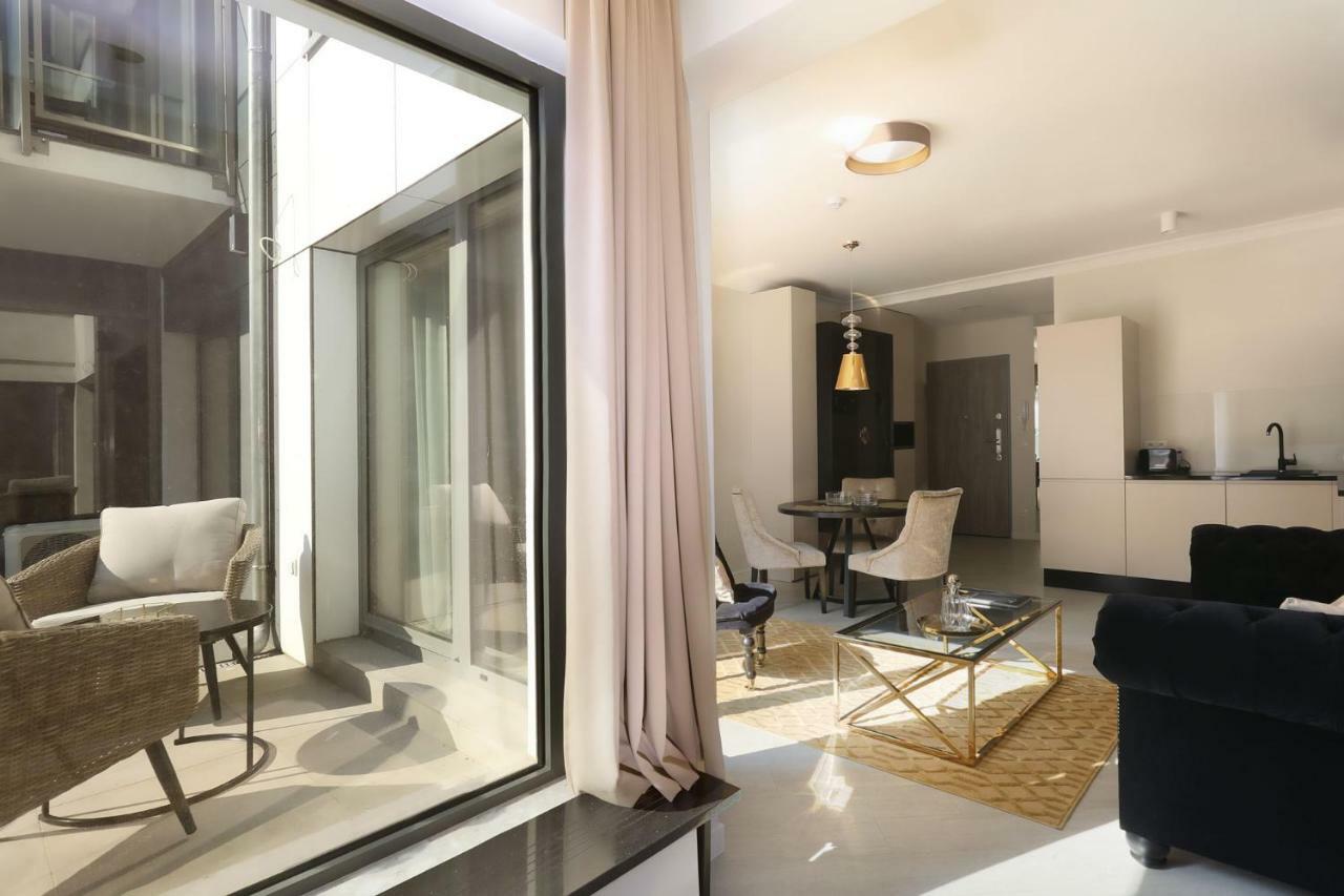 Apartment Terrace