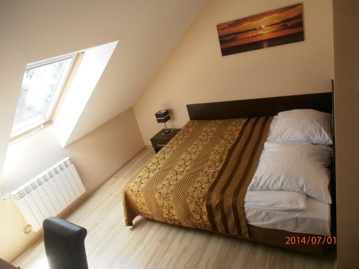 Small Twin Room