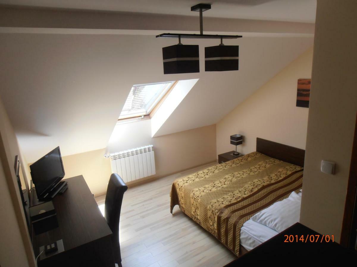 Small Twin Room