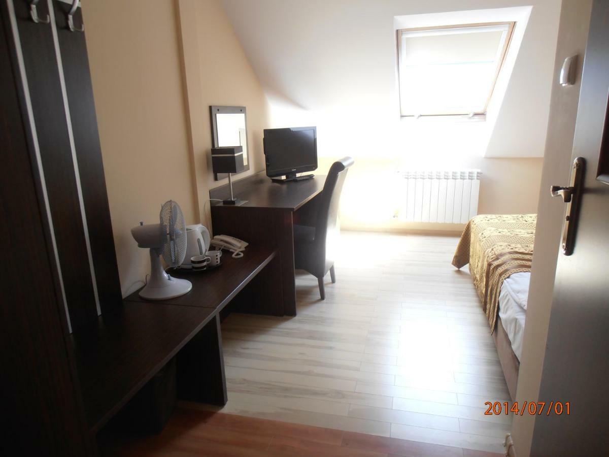 Small Twin Room