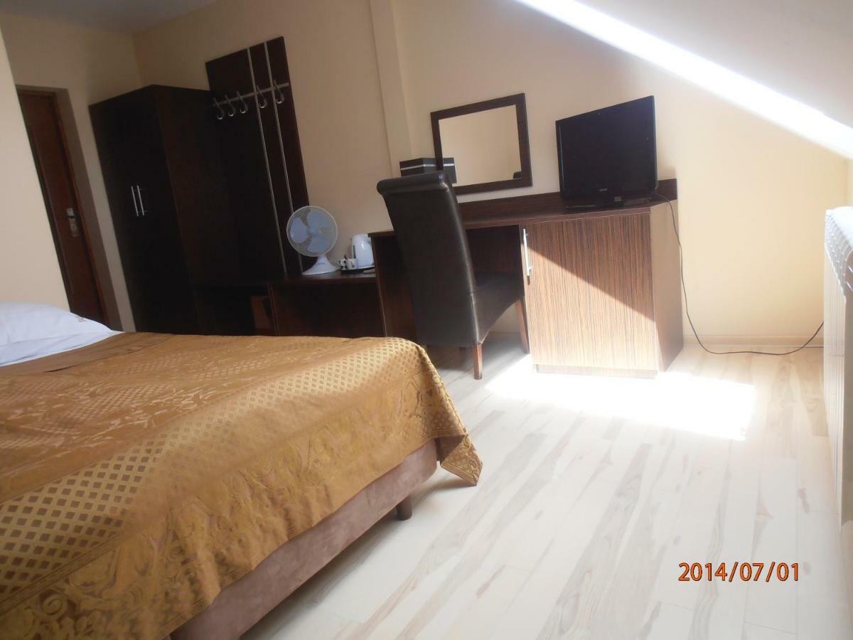 Small Twin Room