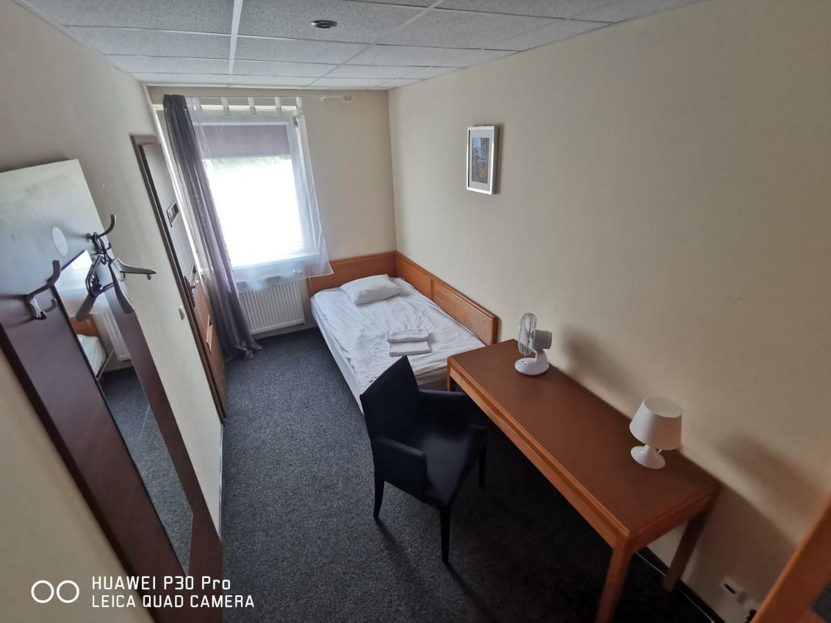 Small Single Room
